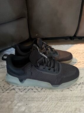 While On Earth - Move Trainers - Men’s Size 11 - CrossFit Shoes